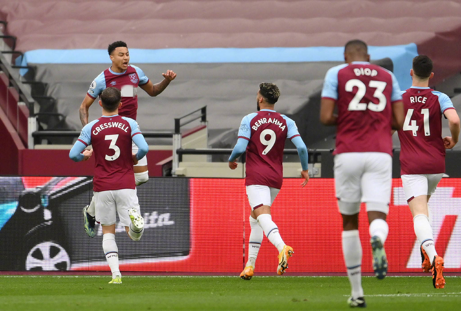 马德里在半 马德里在半